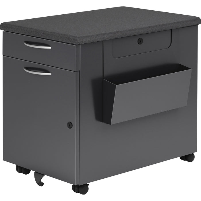 Lorell Chester Cabinet - LLR01929