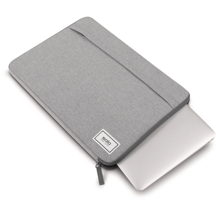 Solo Focus Carrying Case (Sleeve) for 15.6" Notebook - Gray - USLUBN10510