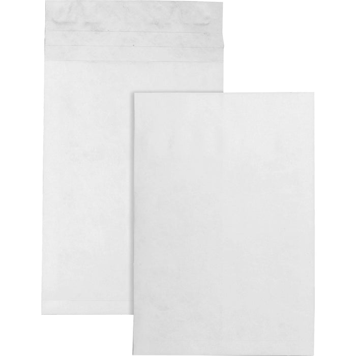 Quality Park 12 x 16 x 2 DuPont Tyvek Expansion Mailers with Self-Seal Closure - QUAR4290